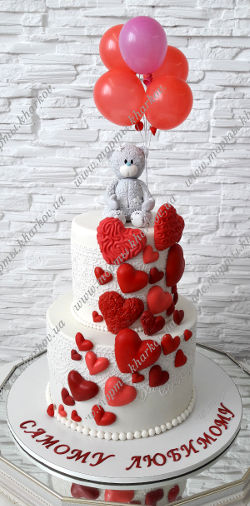 Праздничный торт с каскадом сердец. Праздничный торт с каскадом сердец.